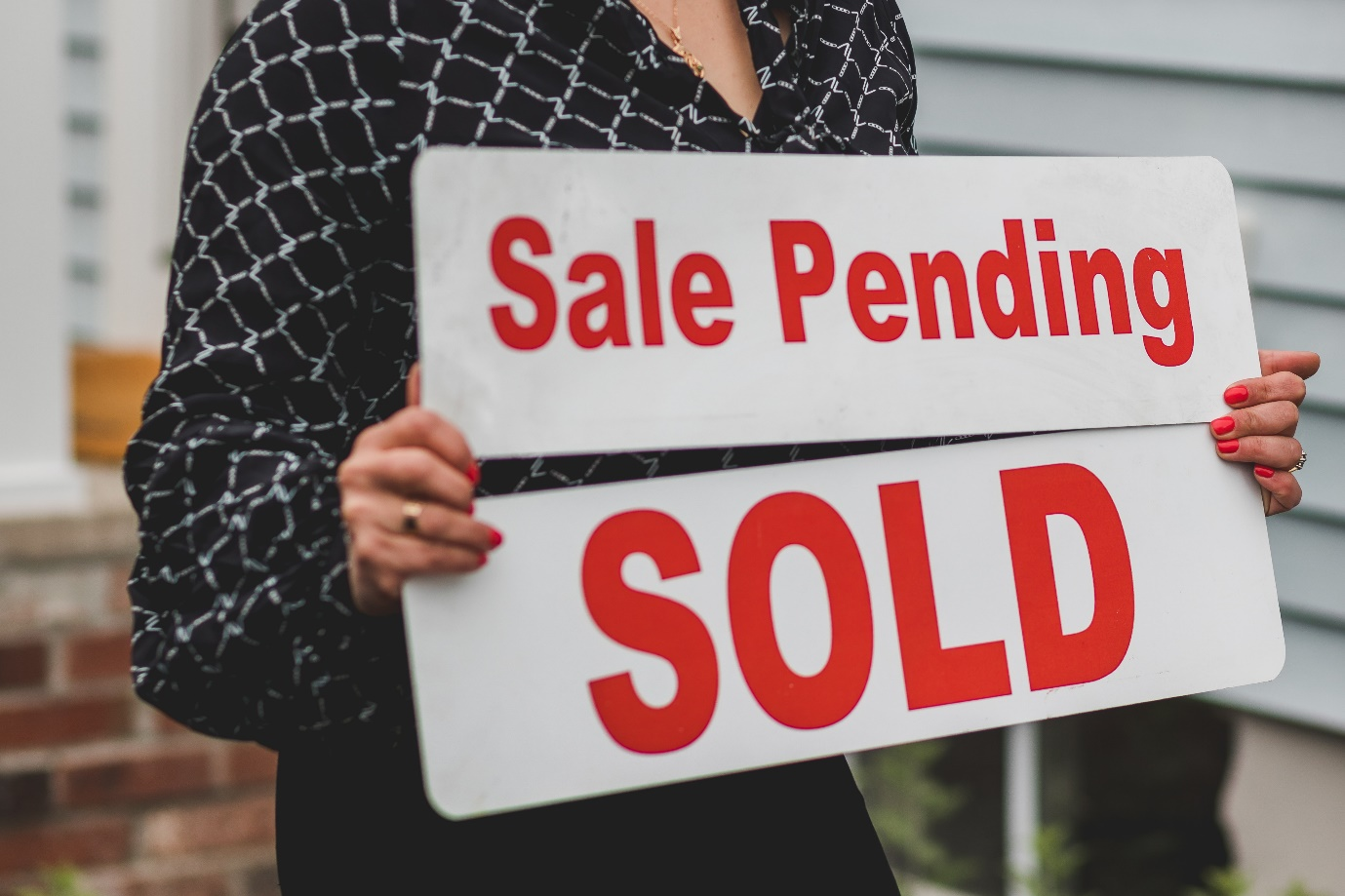 signages for selling property